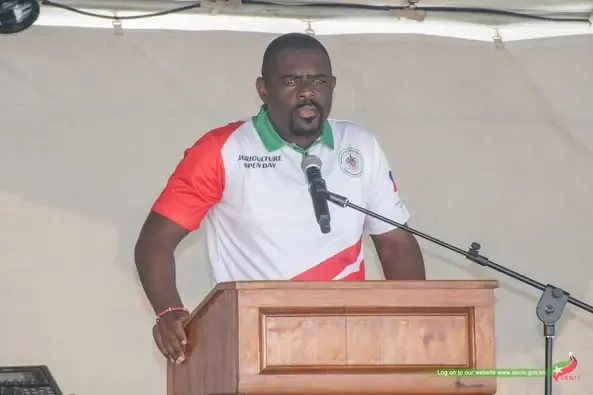 Minister Duggins Visits Seniors in Constituency 4 on Senior Sunday Minister Duggins Visits Seniors in Constituency 4 on Senior Sunday