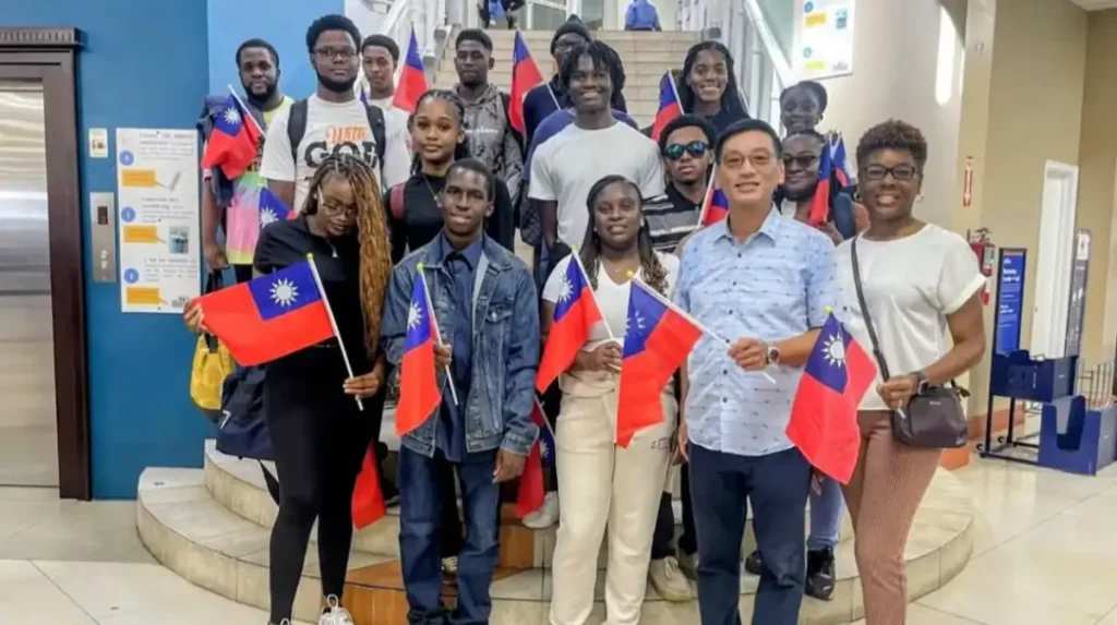 Taiwan Ambassador Sees Off 23 St. Kitts and Nevis Scholarship Students Taiwan Ambassador Sees Off 23 St. Kitts and Nevis Scholarship Students